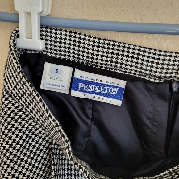 Pendelton Classic Houndstooth Pencil Skirt - Picture 6 of 7